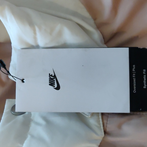 Nike Women's Sportswear Essential Trench Jacket. Tan Color. Size 1X. - Picture 9 of 15